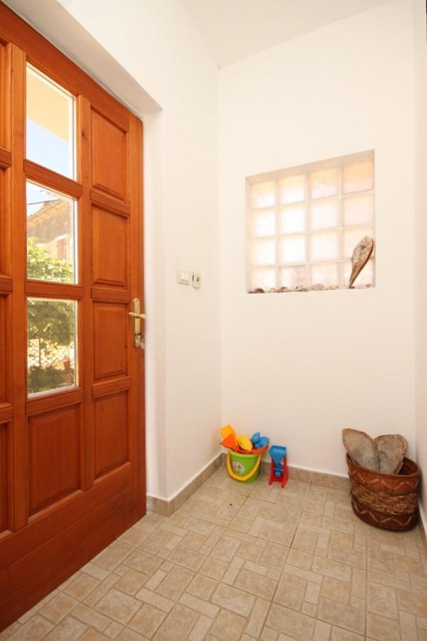 Apartments With A Parking Space Cunski, Losinj - 8010 Екстер'єр фото