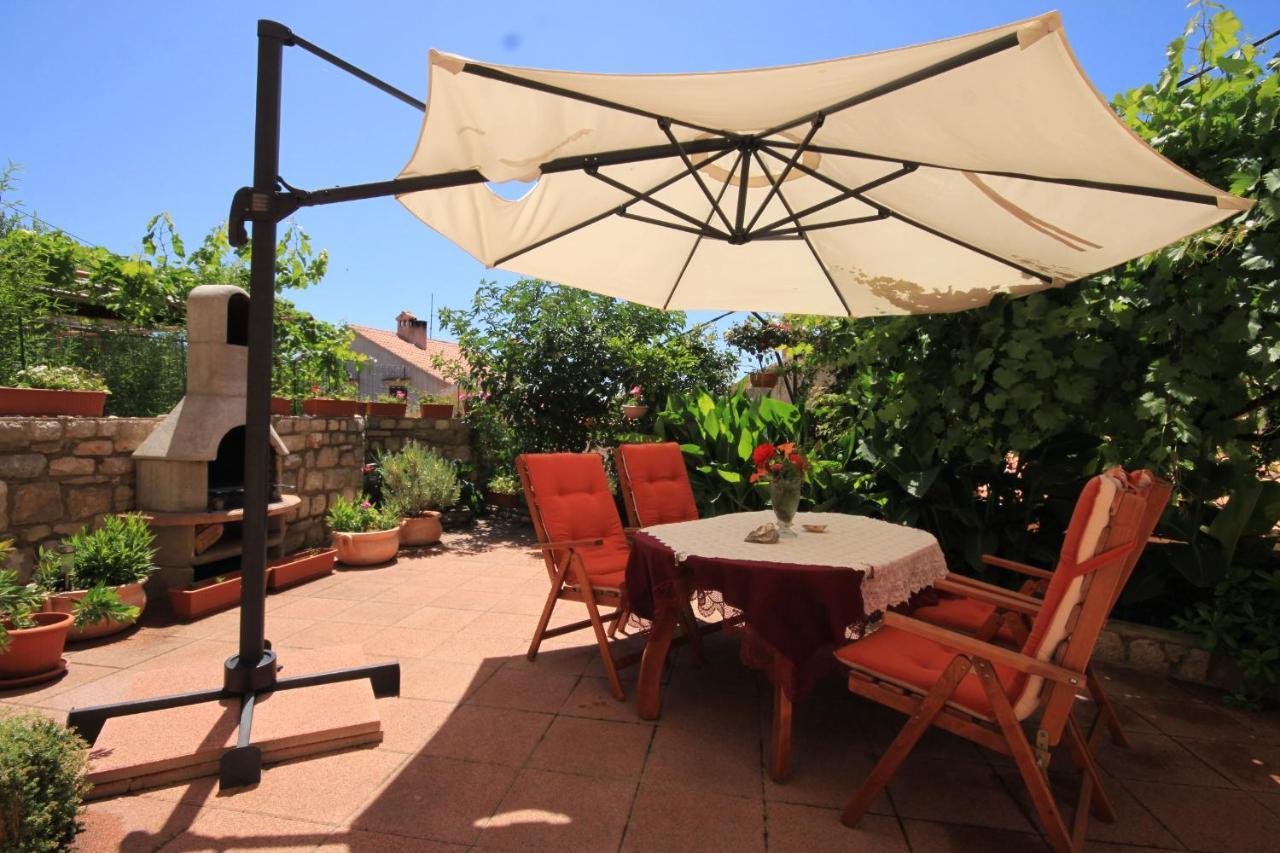 Apartments With A Parking Space Cunski, Losinj - 8010 Екстер'єр фото