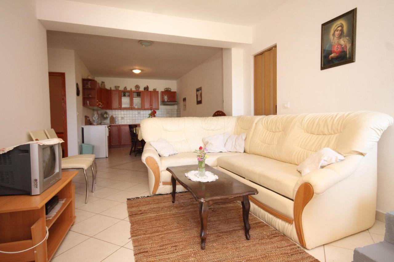 Apartments With A Parking Space Cunski, Losinj - 8010 Екстер'єр фото