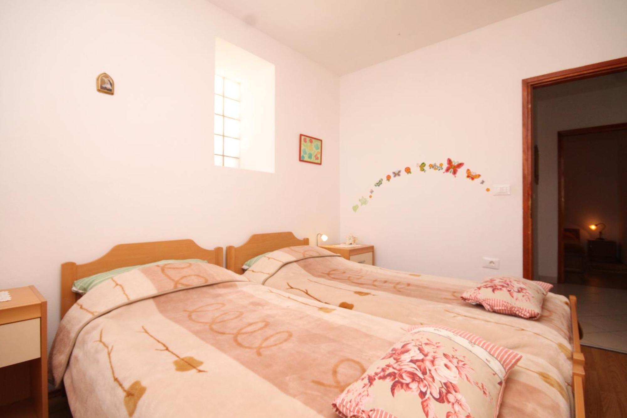 Apartments With A Parking Space Cunski, Losinj - 8010 Номер фото