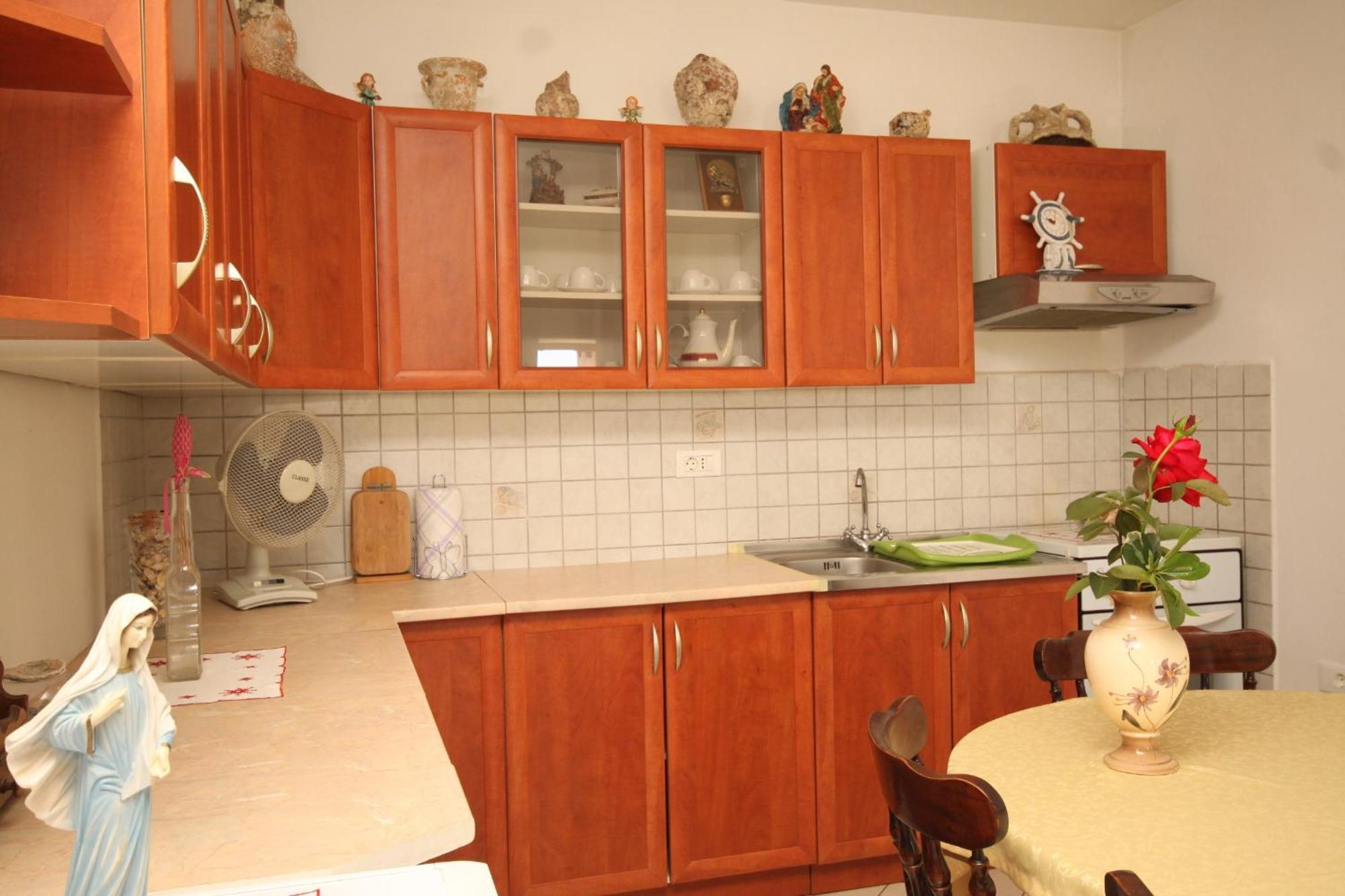 Apartments With A Parking Space Cunski, Losinj - 8010 Номер фото